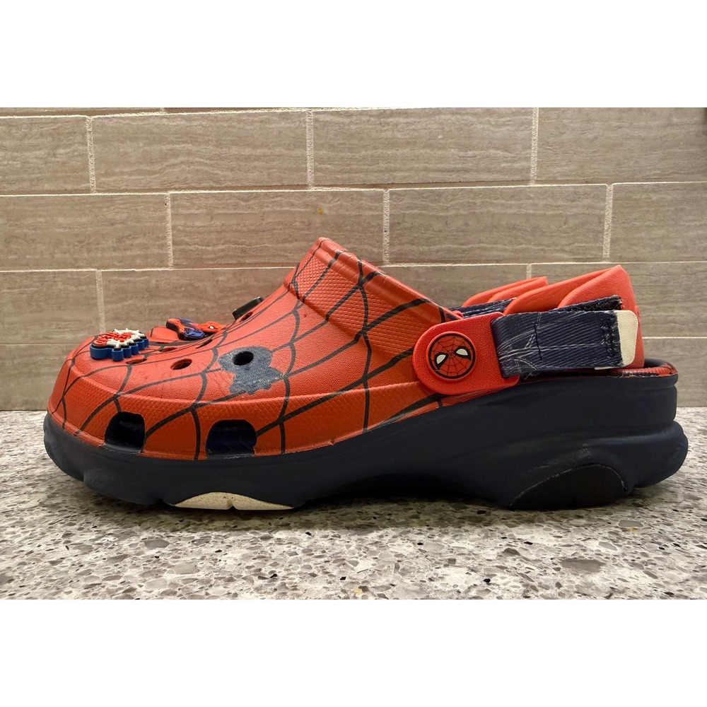Crocs Big Kids Marvel Spider-Man All-Terrain Clogs w/Jibbitz Charms Size J4